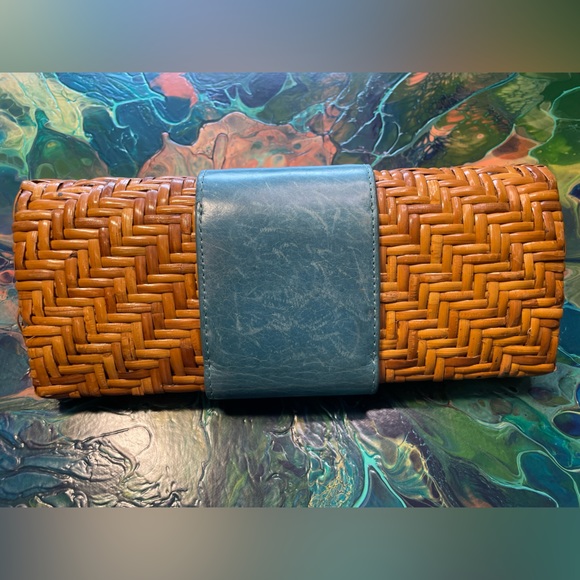 Tory Burch Rattan and Leather Clutch - Picture 5 of 10